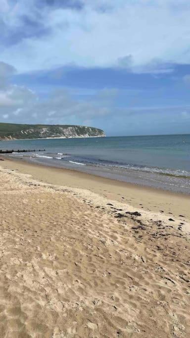 Swanage Bay Coastal Apartment エクステリア 写真